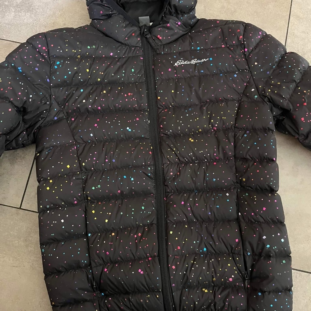 EUC Eddie Bauer Cirrus Lite jacket